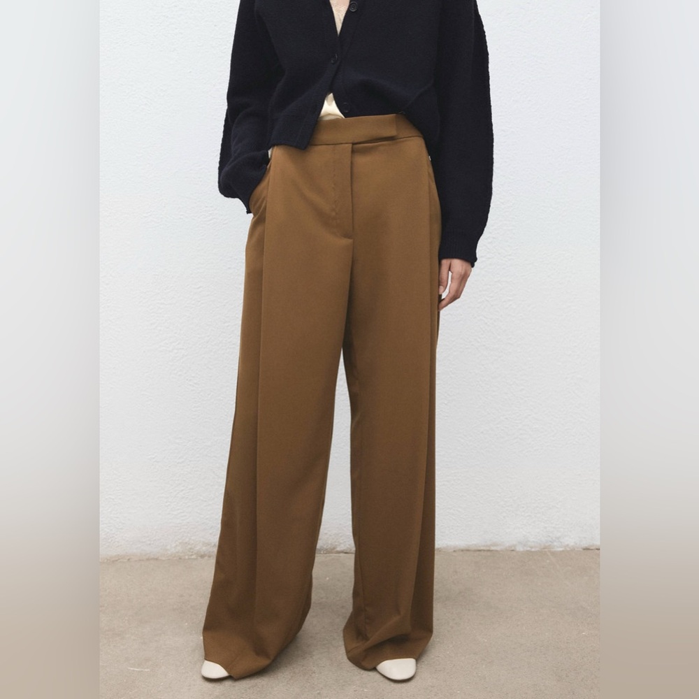 NWT MANGO Pleated Wide Leg Trousers in Medium Brown